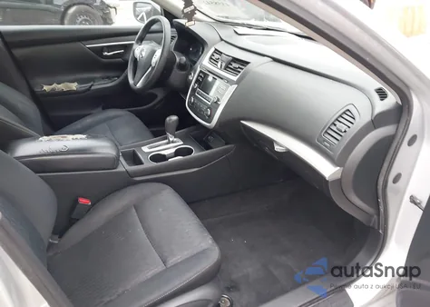 2018 Nissan Altima 2.5 S z USA, uszkodzony, nr VIN 1N4AL3AP0JC227980